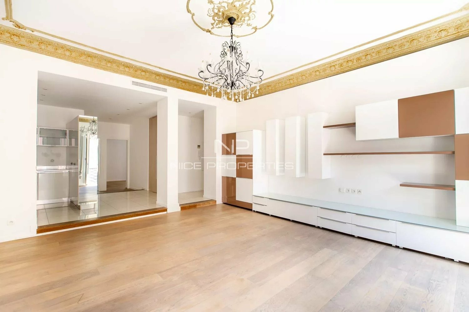 Property photo in Carre d'Argent