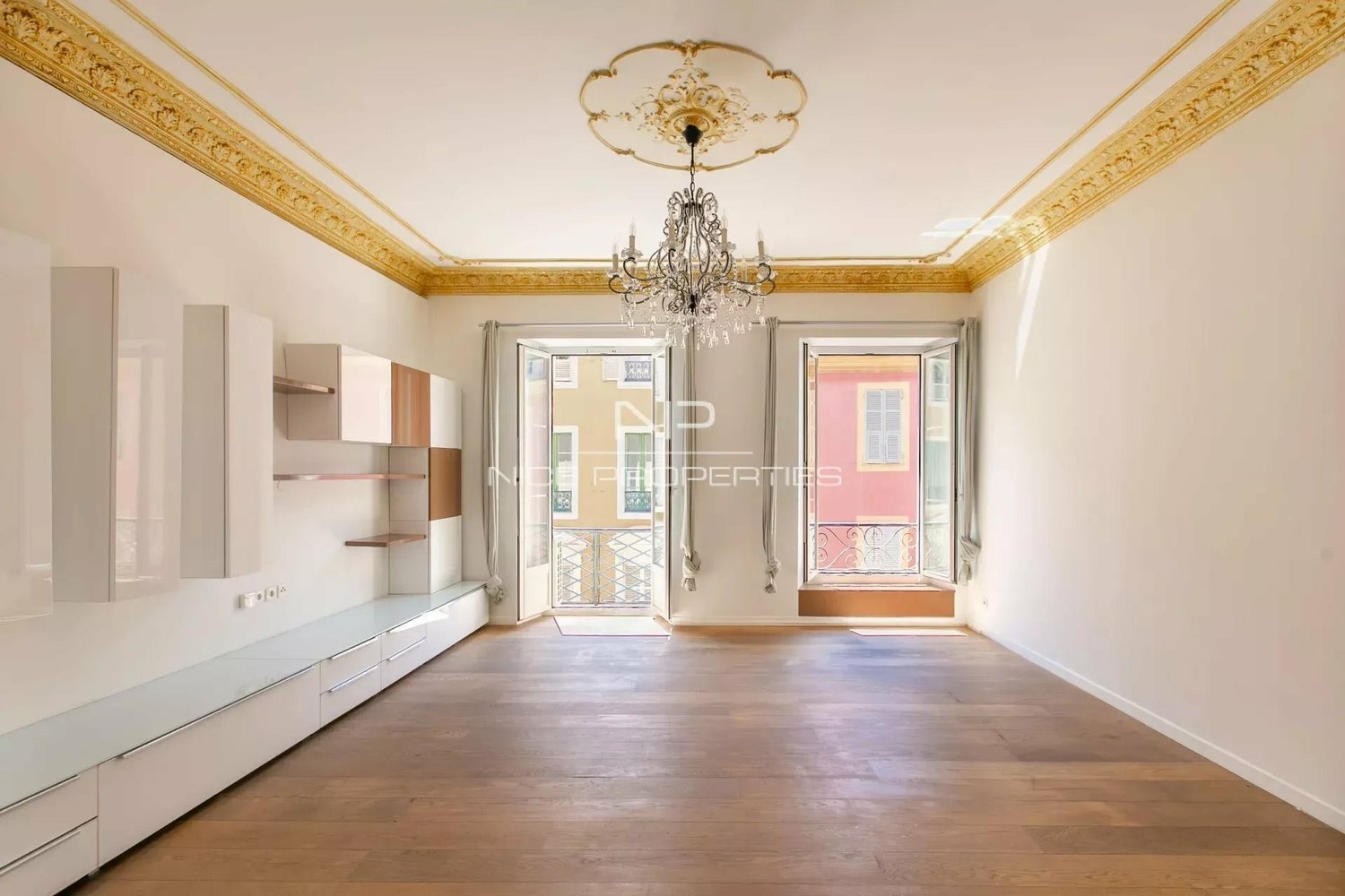 Property photo in Carre d'Argent