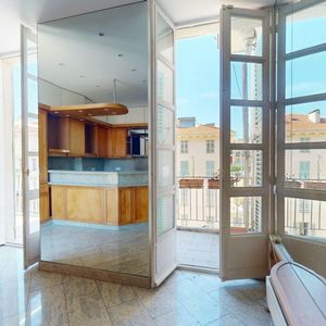 Property in Carre d'Argent