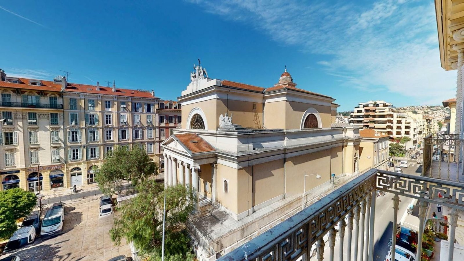 Property photo in Carre d'Argent