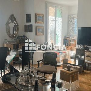 Property in Carre d'Argent