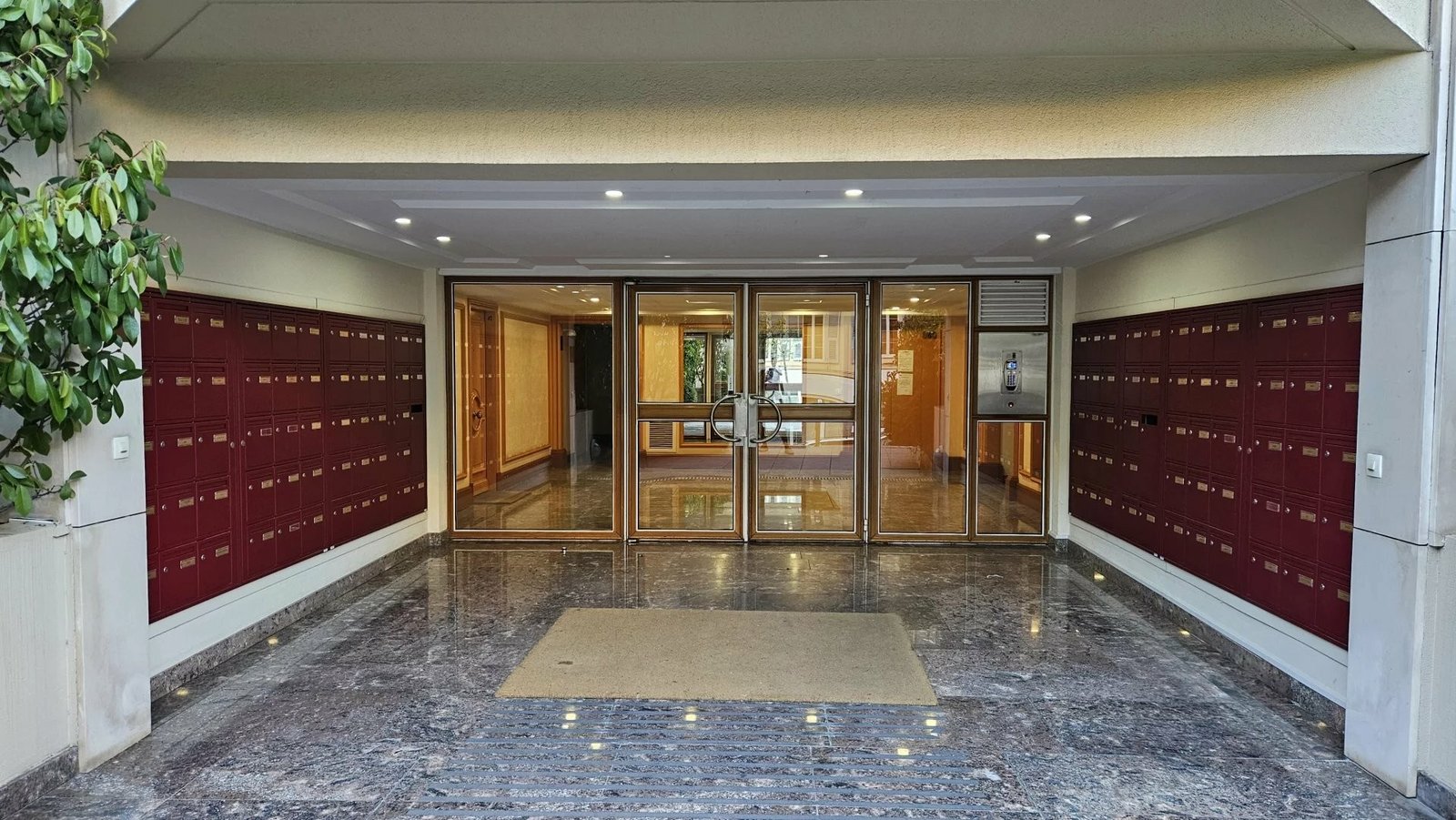 Property photo in Carre d'Argent