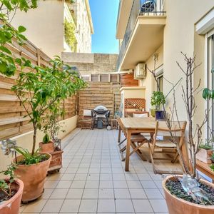 Property in Carre d'Argent