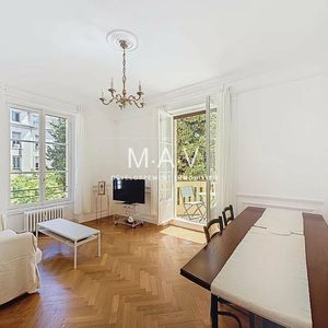 Property in Carre d'Argent