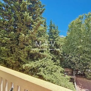 Property in Carre d'Argent