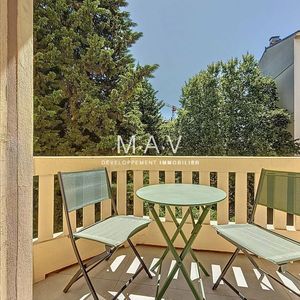 Property in Carre d'Argent