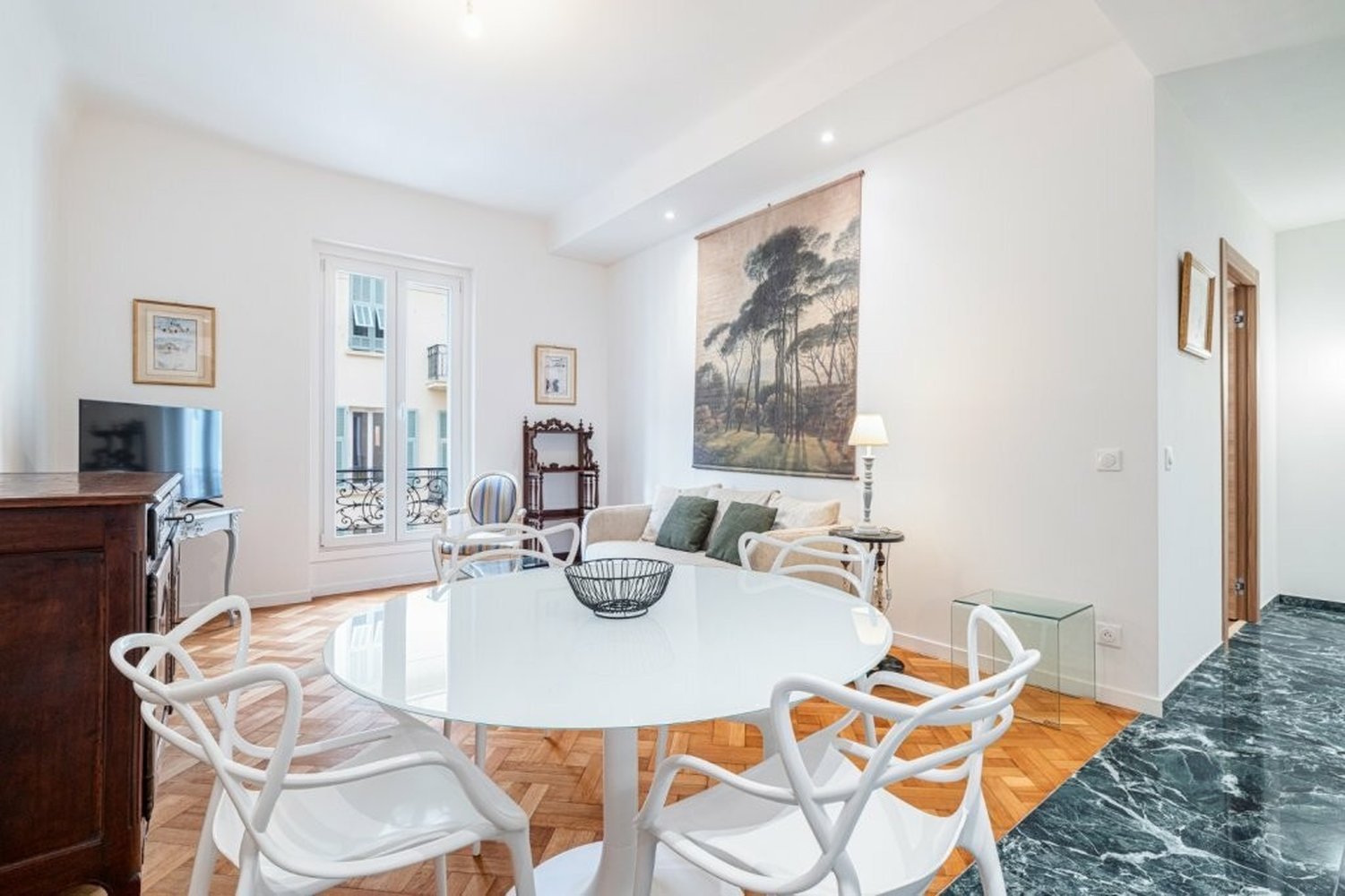 Property photo in Carre d'Argent
