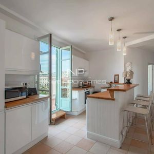 Property in Carre d'Argent