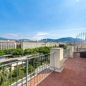 Property in Carre d'Argent