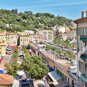 Property in Carre d'Argent