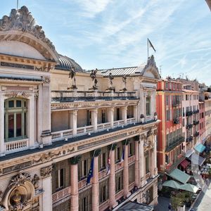 Property in Carre d'Argent