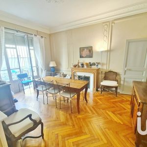 Property in Carre d'Argent