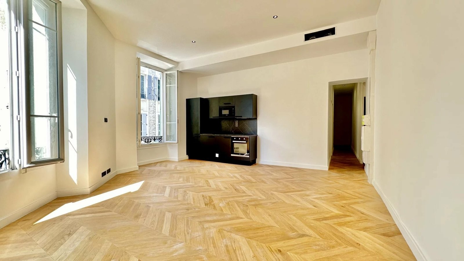 Property photo in Carre d'Argent