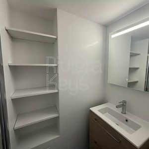 Property in Carre d'Argent