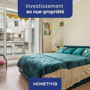 Property in Carre d'Argent