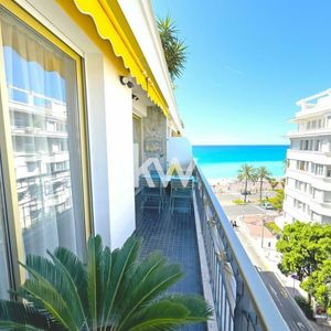 Property in Carre d'Or