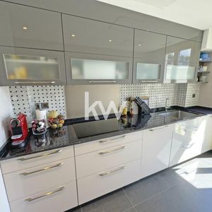 Property in Carre d'Or