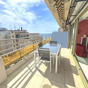 Property in Carre d'Or