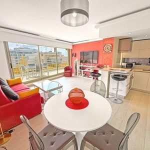 Property in Carre d'Or