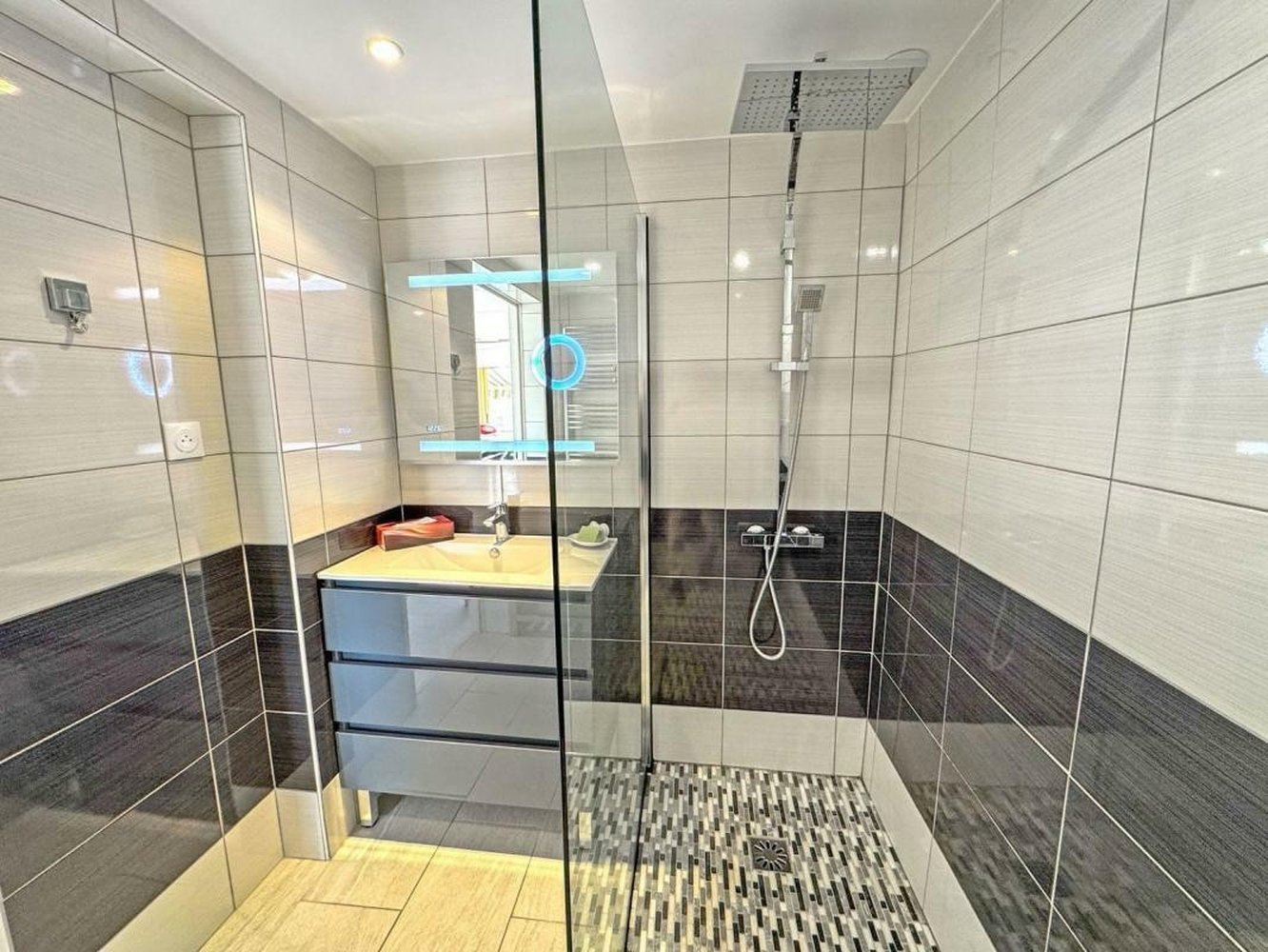 Property photo in Carre d'Or