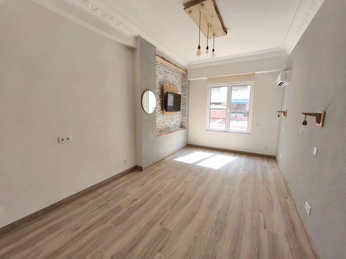 Property photo in Carre d'Or