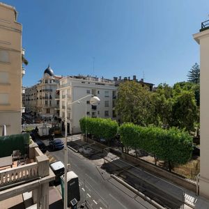 Property in Carre d'Or