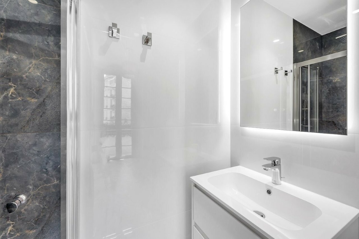 Property photo in Carre d'Or