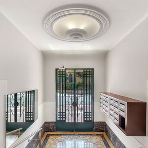 Property in Carre d'Or