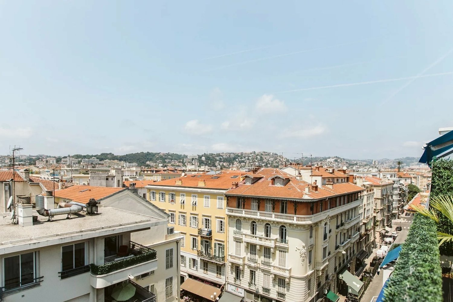 Property photo in Carre d'Or