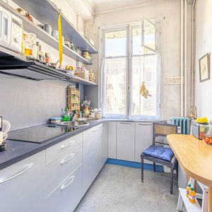 Property in Carre d'Or