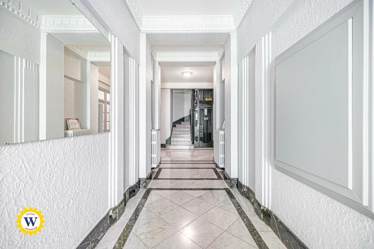 Property photo in Carre d'Or