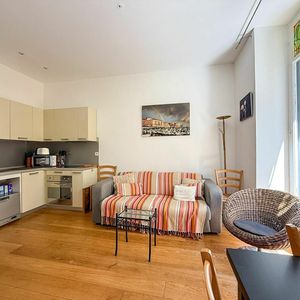 Property in Carre d'Or