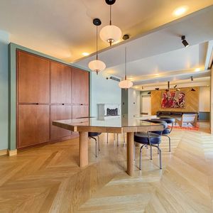 Property in Carre d'Or