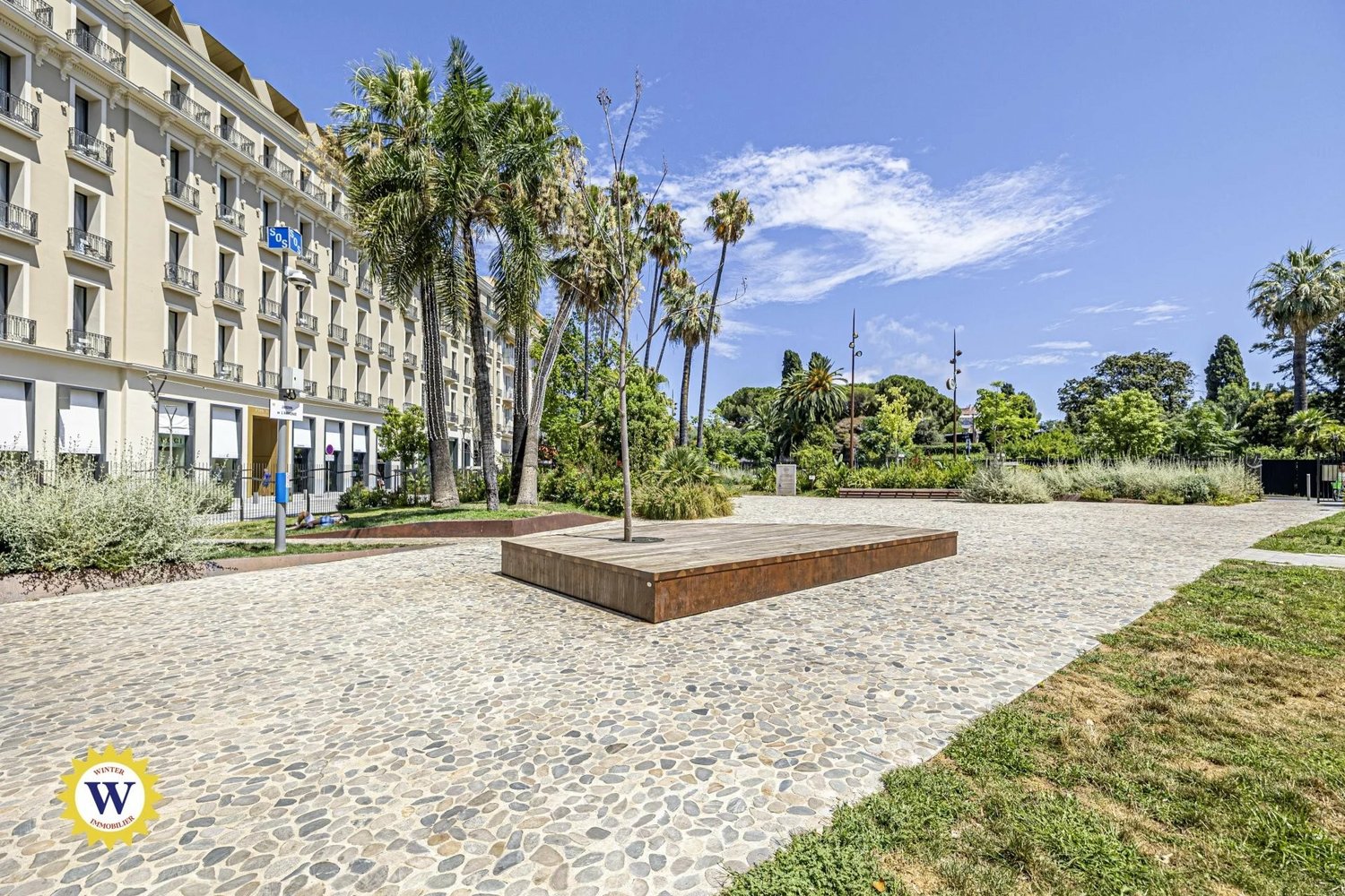 Property photo in Carre d'Or