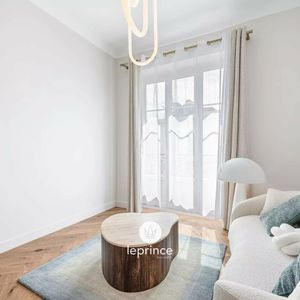 Property in Carre d'Or