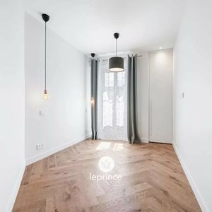 Property in Carre d'Or