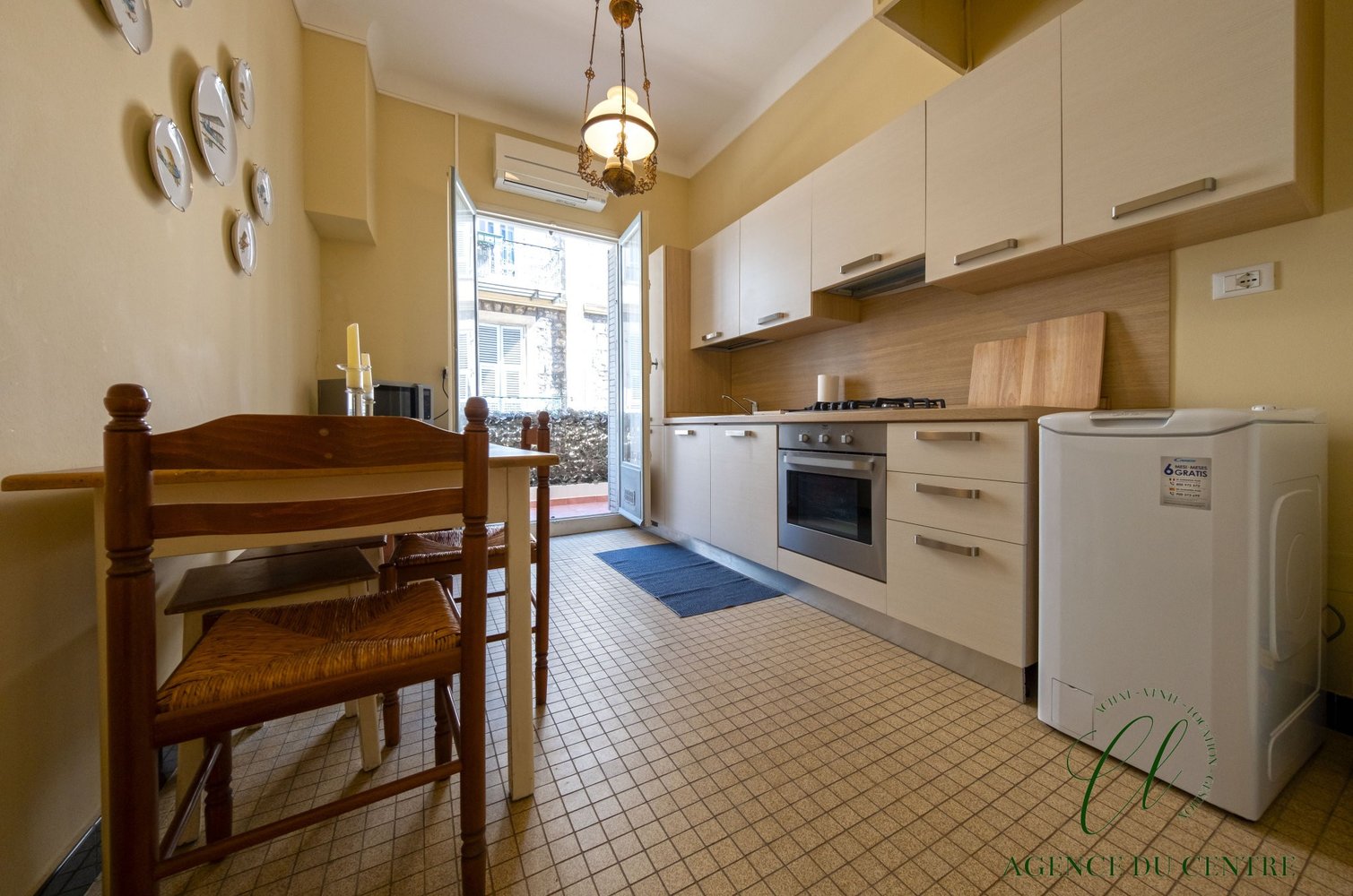 Property photo in Carre d'Or