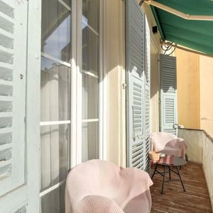 Property in Carre d'Or
