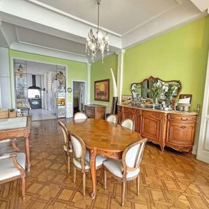 Property in Carre d'Or
