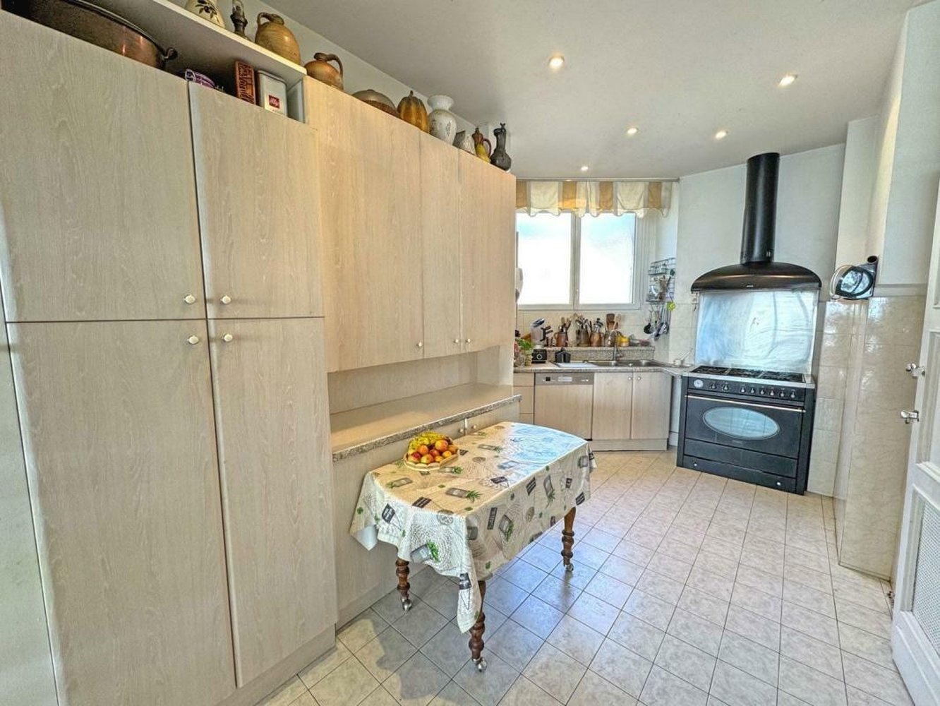 Property photo in Carre d'Or