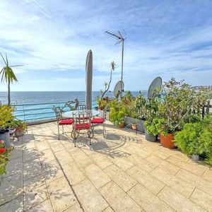 Property in Carre d'Or