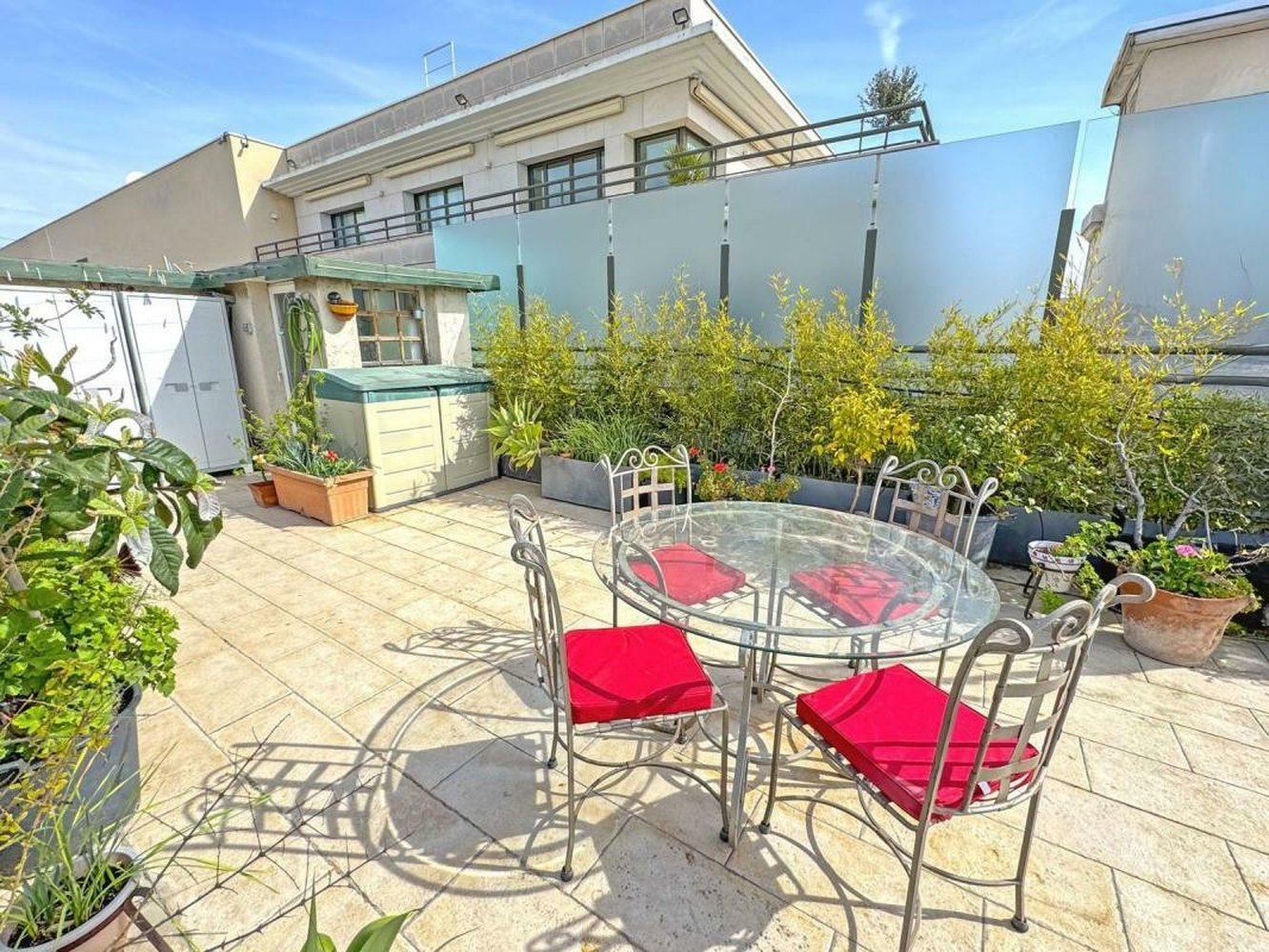 Property photo in Carre d'Or