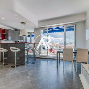 Property in Carre d'Or