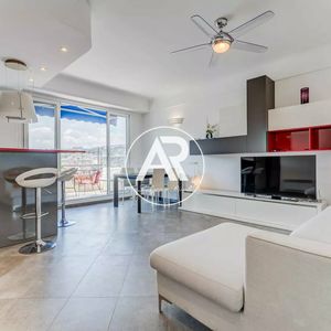 Property in Carre d'Or