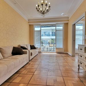 Property in Carre d'Or