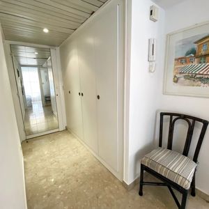 Property in Carre d'Or