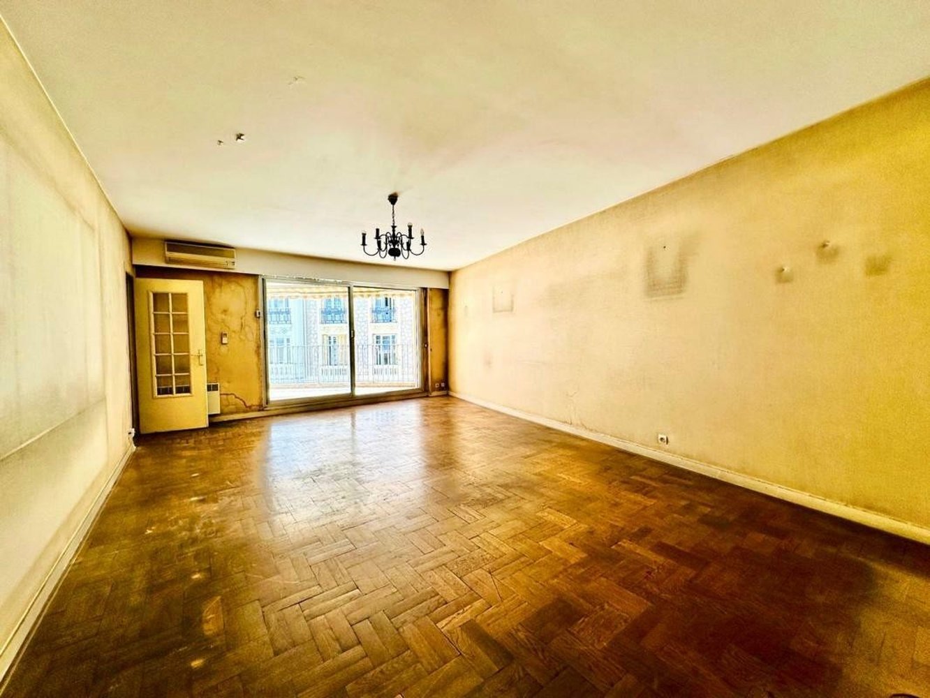 Property photo in Musicians Quarter