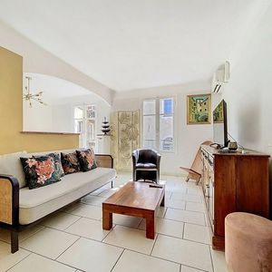 Property in Old Town