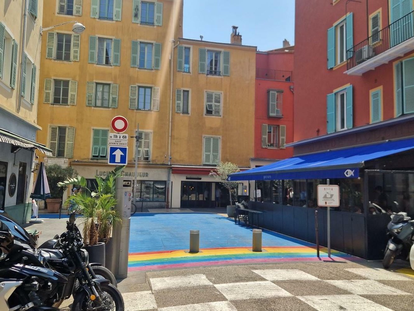 Property photo in Port