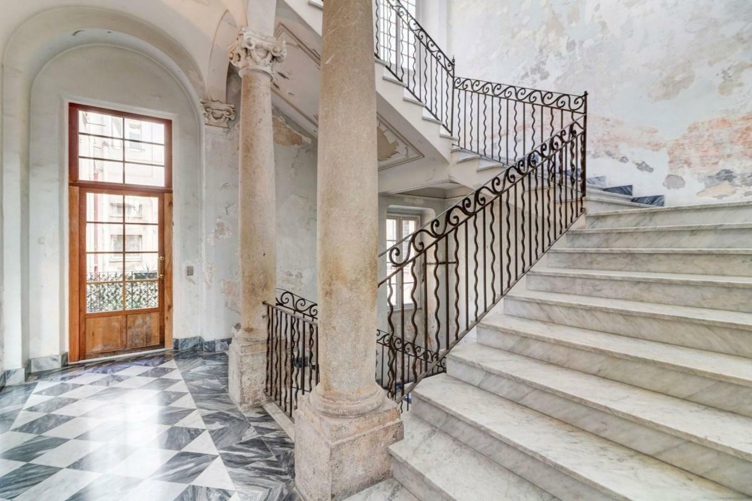 Property photo in Port